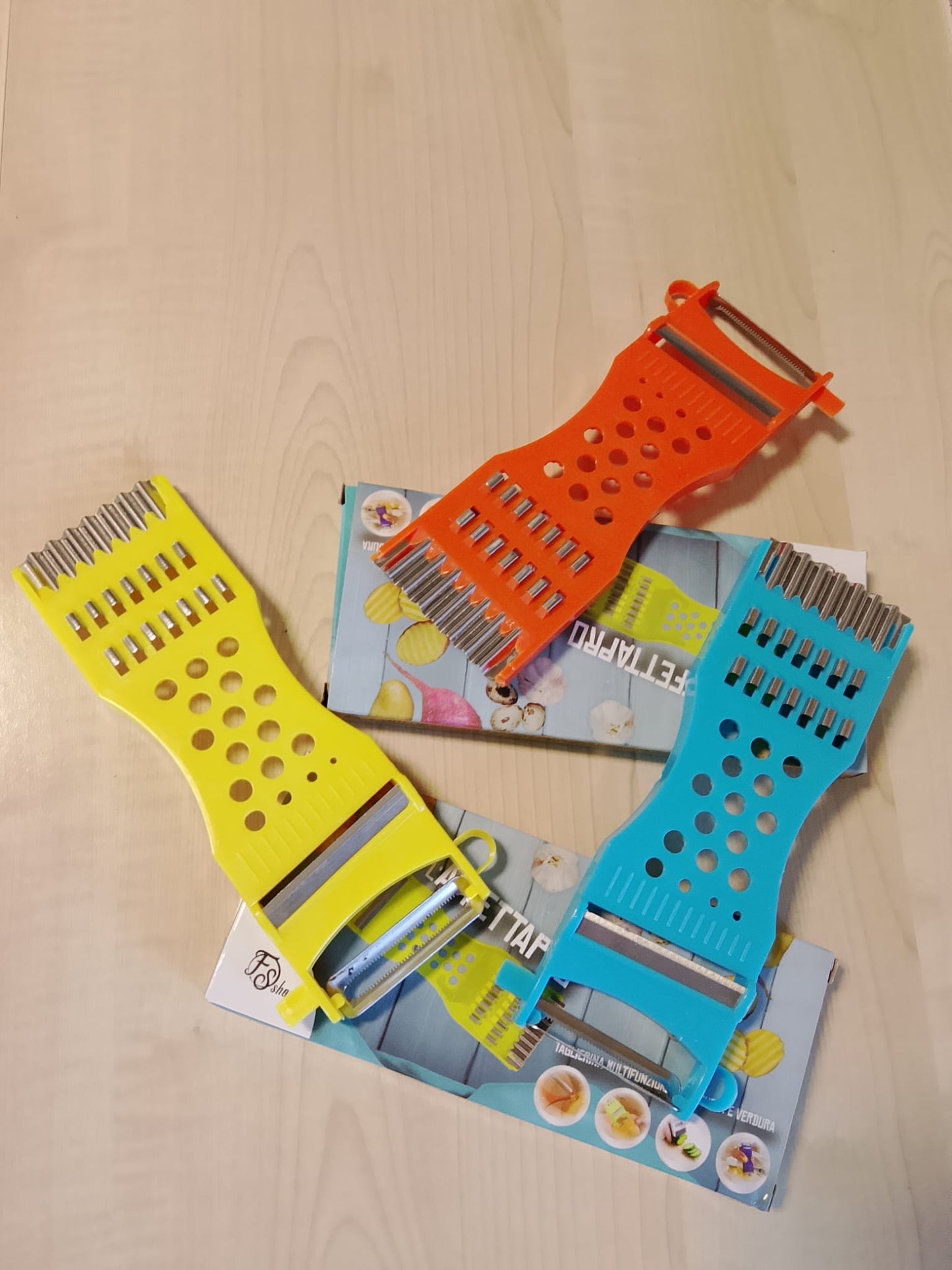 Multifunzione verdura frutta pelapatate grattugia affettatrice a mano doppia testa Cutter cetriolo carota patate coltello cucina gadget per la casa