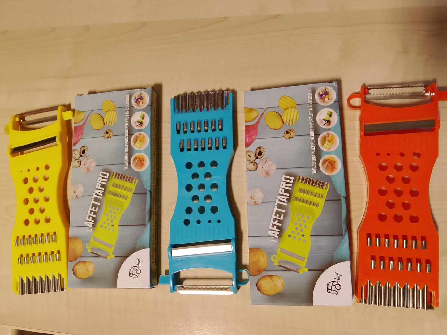 Multifunzione verdura frutta pelapatate grattugia affettatrice a mano doppia testa Cutter cetriolo carota patate coltello cucina gadget per la casa
